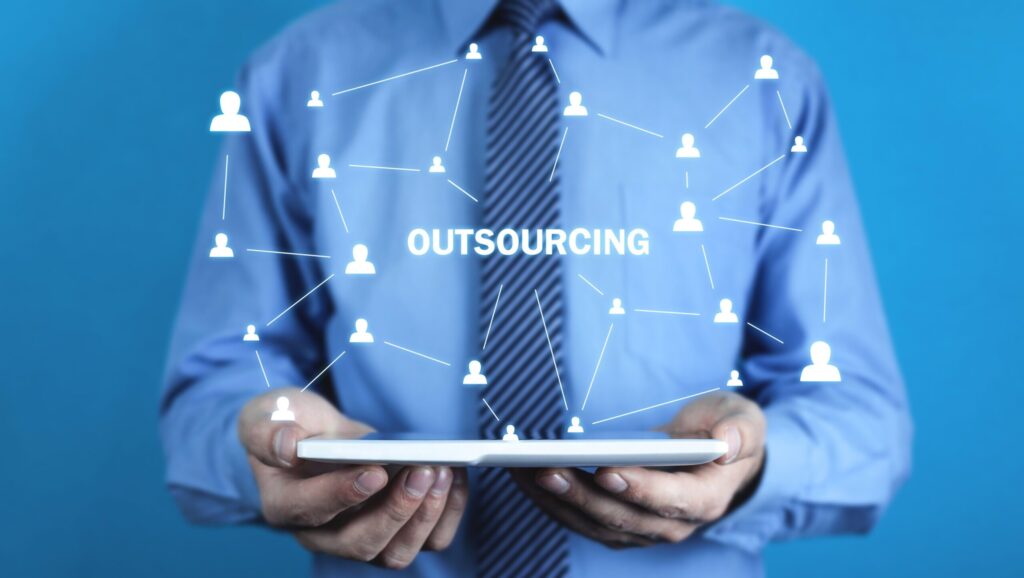 ホワイトペーパーを外注する企業が多い理由